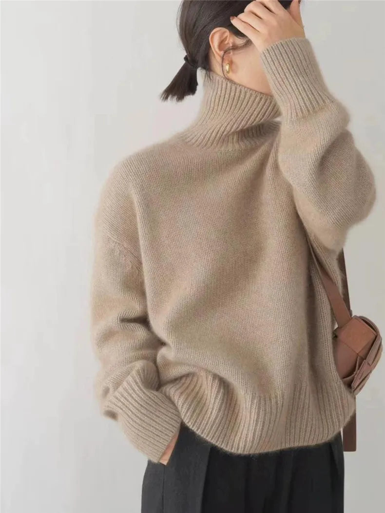 Brisena | Elegancia en Cuello Alto