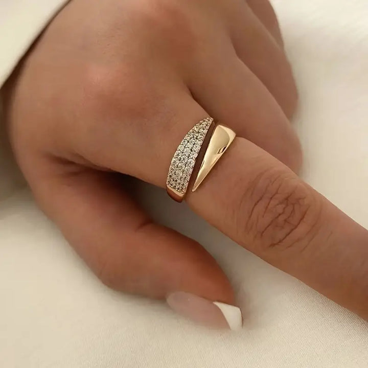 Corisia | Anillo Ajustable de Significado Especial