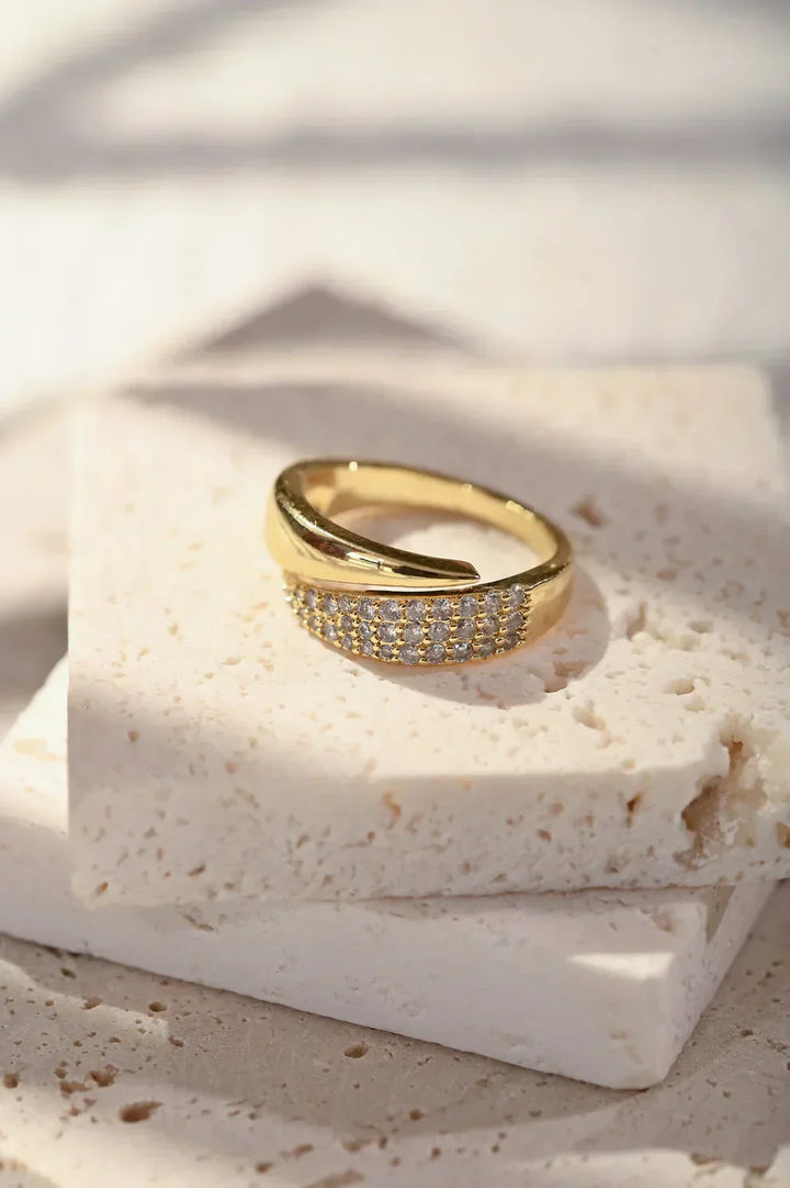 Corisia | Anillo Ajustable de Significado Especial
